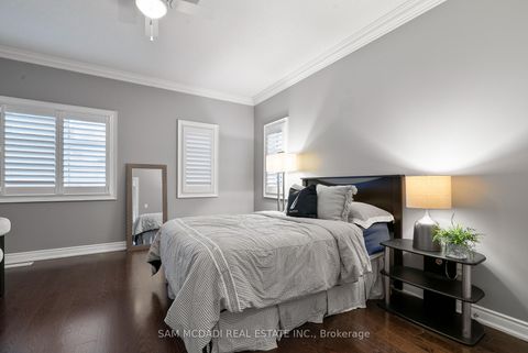 Photo 24 at 2469 Chateau Common, BC Bronte Creek, Oakville