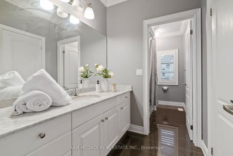 Photo 26 at 2469 Chateau Common, BC Bronte Creek, Oakville