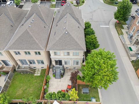 Photo 38 at 2469 Chateau Common, BC Bronte Creek, Oakville