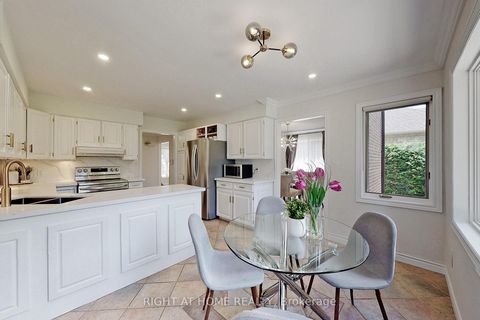 Photo 14 at 350 Sunset Beach Road, Oak Ridges Lake Wilcox, Richmond Hill