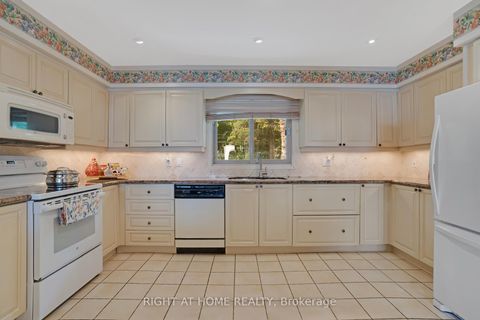 Photo 14 at 1360 LAKESHORE Road W, SW Southwest, Oakville