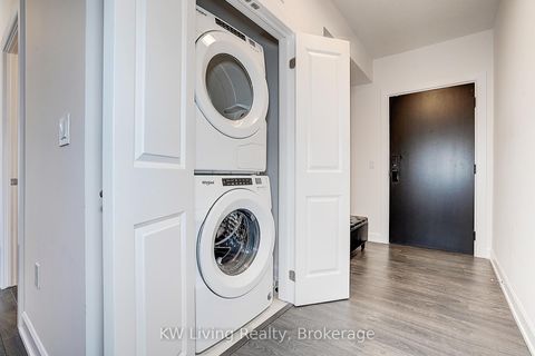 Photo 19 at 724 - 3200 William Coltson Avenue, JM Joshua Meadows, Oakville