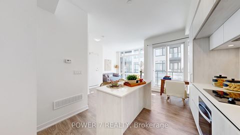 Photo 10 at 1009 - 14 David Eyer Road, Rural Richmond Hill, Richmond Hill