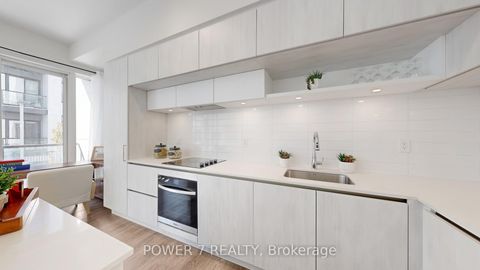 Photo 14 at 1009 - 14 David Eyer Road, Rural Richmond Hill, Richmond Hill