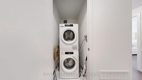 Photo 27 at 1009 - 14 David Eyer Road, Rural Richmond Hill, Richmond Hill