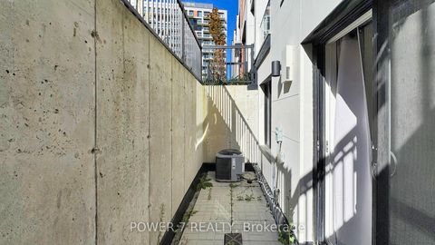 Photo 29 at 1009 - 14 David Eyer Road, Rural Richmond Hill, Richmond Hill