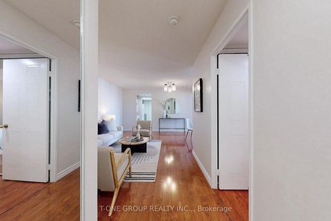 Photo 14 at 808 - 2550 Lawrence Avenue E, Dorset Park, Toronto