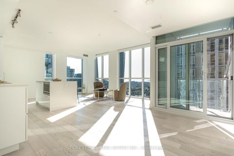 Photo 4 at 4101 - 1 Yorkville Avenue, Annex, Toronto