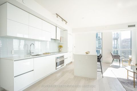 Photo 6 at 4101 - 1 Yorkville Avenue, Annex, Toronto