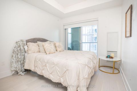 Photo 15 at 4101 - 1 Yorkville Avenue, Annex, Toronto