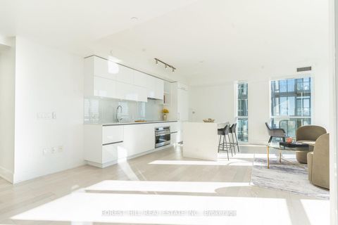 Photo 19 at 4101 - 1 Yorkville Avenue, Annex, Toronto