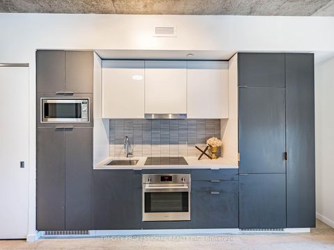 Photo 21 at 304 - 170 Bayview Avenue, Waterfront Communities C8, Toronto