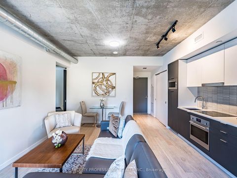 Photo 25 at 304 - 170 Bayview Avenue, Waterfront Communities C8, Toronto