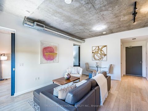 Photo 27 at 304 - 170 Bayview Avenue, Waterfront Communities C8, Toronto