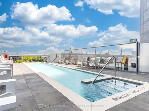 Photo 29 at 304 - 170 Bayview Avenue, Waterfront Communities C8, Toronto