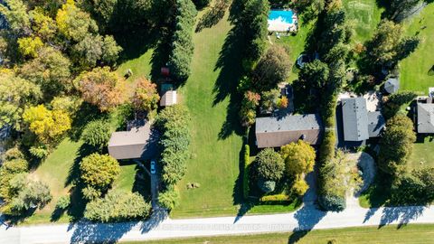 Photo 3 at 5 Caddo Drive, Rural Clearview, Clearview