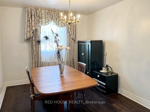 Photo 4 at 40 North Woodrow Boulevard, Birchmount, Toronto