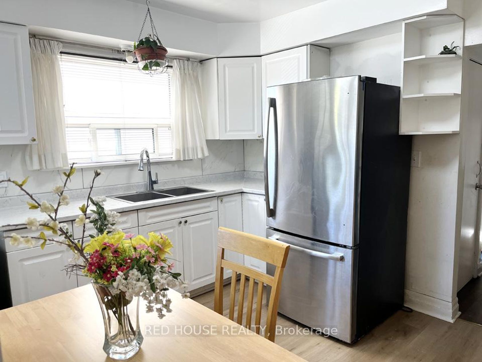 40 North Woodrow Boulevard, Birchmount, Toronto 