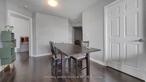 Photo 15 at 918 - 25 Lower Simcoe Street, Waterfront Communities C1, Toronto
