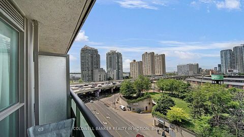 Photo 31 at 918 - 25 Lower Simcoe Street, Waterfront Communities C1, Toronto