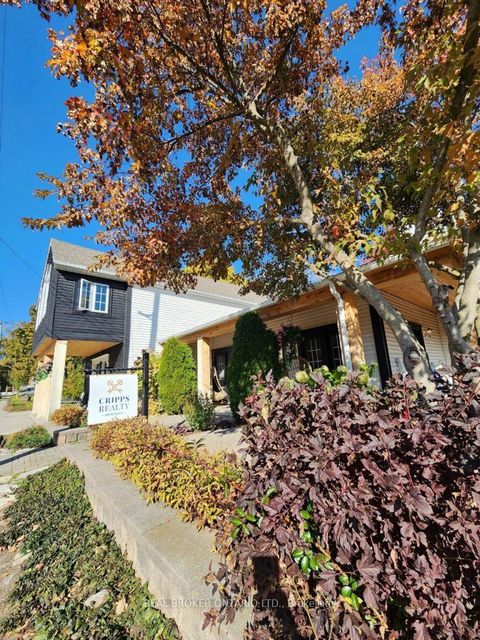 Photo 16 at 1 Dufferin Street, Cookstown, Innisfil