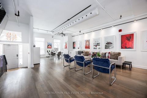 Photo 1 at 21 Isabella Street, Yonge Corridor, Toronto