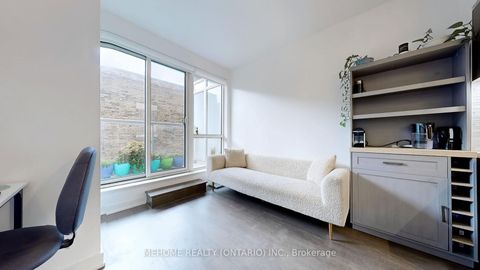 Photo 11 at 204 - 501 St. Clair Avenue W, Casa Loma, Toronto