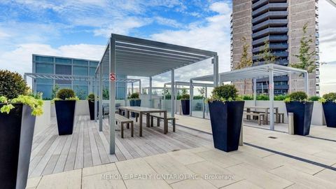 Photo 19 at 204 - 501 St. Clair Avenue W, Casa Loma, Toronto