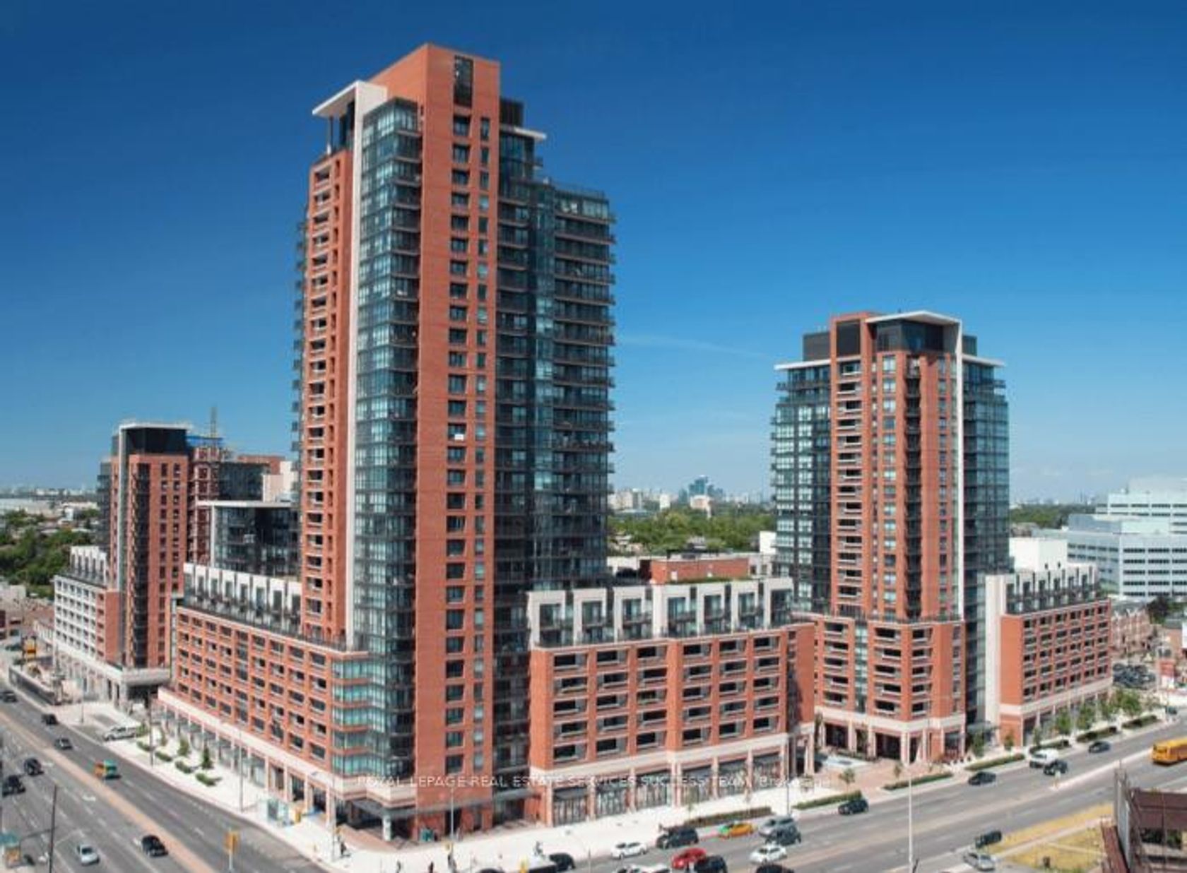 241 - 36 Via Bagnato Street, Glen Park, Toronto 