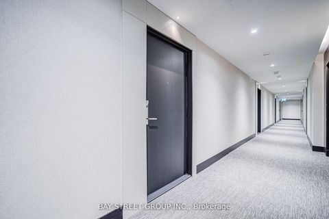 Photo 4 at 320 - 250 Lawrence Avenue W, Lawrence Park North, Toronto