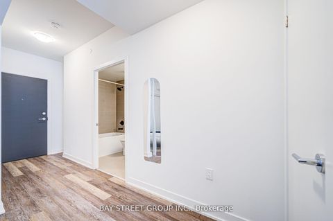 Photo 13 at 320 - 250 Lawrence Avenue W, Lawrence Park North, Toronto