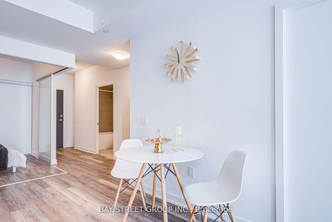 Photo 17 at 320 - 250 Lawrence Avenue W, Lawrence Park North, Toronto