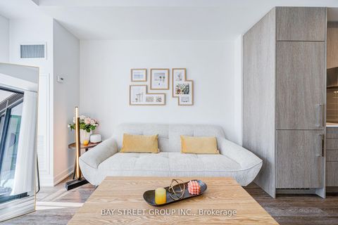 Photo 22 at 320 - 250 Lawrence Avenue W, Lawrence Park North, Toronto