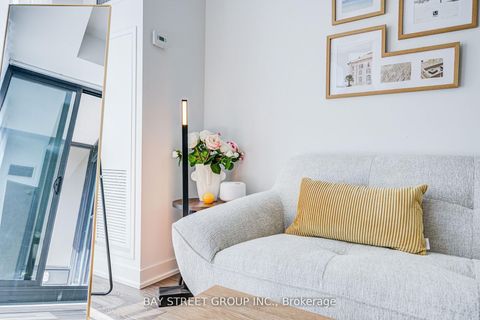 Photo 23 at 320 - 250 Lawrence Avenue W, Lawrence Park North, Toronto