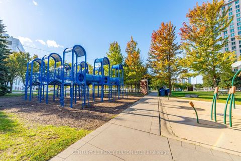 Photo 1 at 1007 - 8 Lee Centre Drive, Woburn, Toronto
