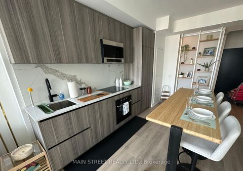 Photo 1 at 2207 - 117 Broadway Avenue, Mount Pleasant West, Toronto