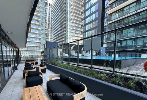 Photo 8 at 2207 - 117 Broadway Avenue, Mount Pleasant West, Toronto