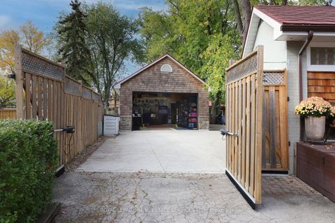 Photo 43 at 167 Oliver Place, CP College Park, Oakville