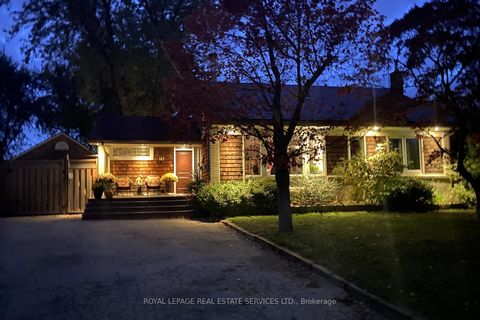 Photo 44 at 167 Oliver Place, CP College Park, Oakville