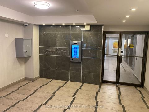 Photo 11 at 2004 - 360 Ridelle Avenue, Belgravia, Toronto