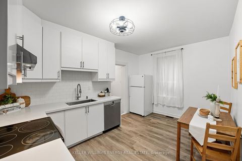 Photo 20 at 25 Spring Grove Avenue, Pellam Park, Toronto Photo 20 at 25 Spring Grove Avenue, Pellam Park, Toronto