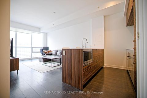 Photo 4 at 4608 - 88 Scott Street, Yonge Corridor, Toronto Photo 4 at 4608 - 88 Scott Street, Yonge Corridor, Toronto