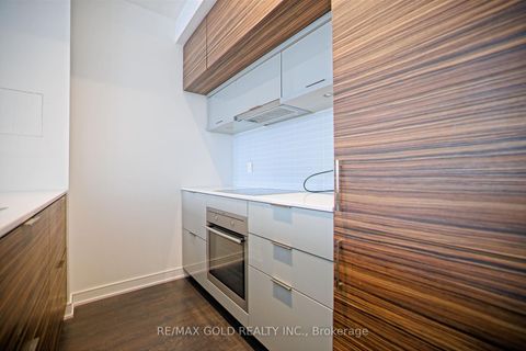 Photo 7 at 4608 - 88 Scott Street, Yonge Corridor, Toronto Photo 7 at 4608 - 88 Scott Street, Yonge Corridor, Toronto