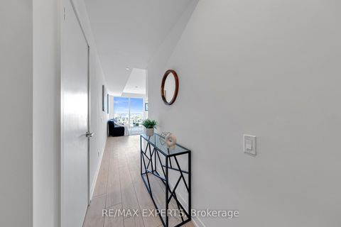 Photo 4 at 2102 - 39 Mary Street W, City Centre, Barrie