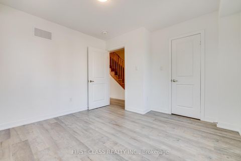 Photo 27 at 5 - 100 Stanley Green Boulevard, CFB, Toronto