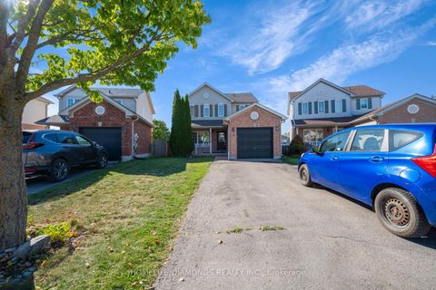 Photo 1 at 68 Heritage Court, Painswick South, Barrie Photo 1 at 68 Heritage Court, Painswick South, Barrie