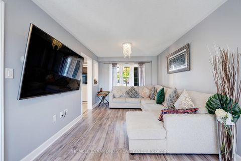 Photo 10 at 68 Heritage Court, Painswick South, Barrie Photo 10 at 68 Heritage Court, Painswick South, Barrie