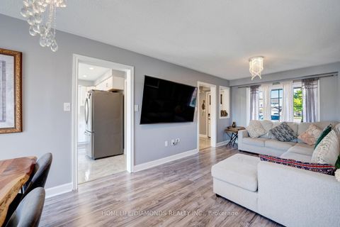 Photo 11 at 68 Heritage Court, Painswick South, Barrie