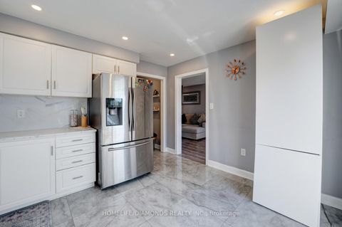 Photo 19 at 68 Heritage Court, Painswick South, Barrie