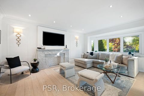 Photo 2 at 7 Glenarden Road, Forest Hill North, Toronto